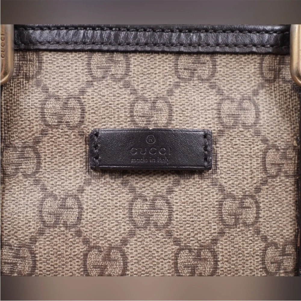 Gucci- Authentic 🍀 GG Joy Monogram Tan and Black Large Boston Bag - Picture 6 of 15